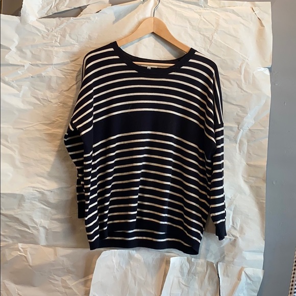 Madewell Crewneck Sweater - Picture 1 of 8